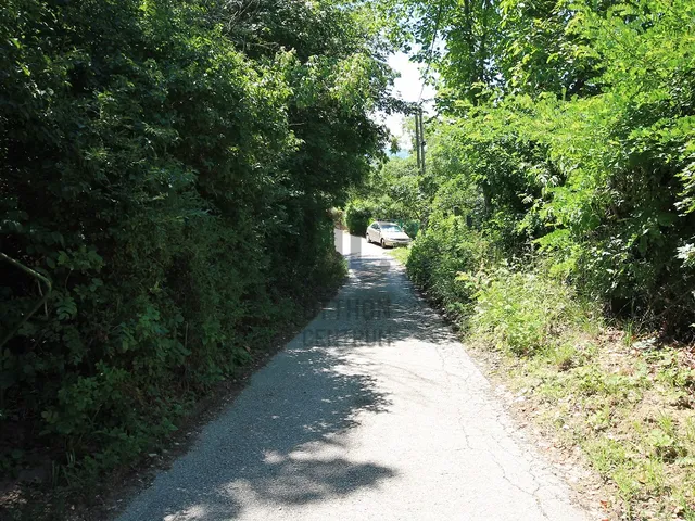 Eladó telek Tatabánya 558 nm