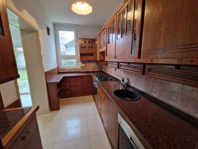 Eladó ház Tata, Újhegy 182 nm