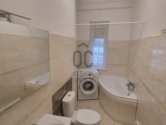 Eladó lakás Komárom, Szőny 49 nm