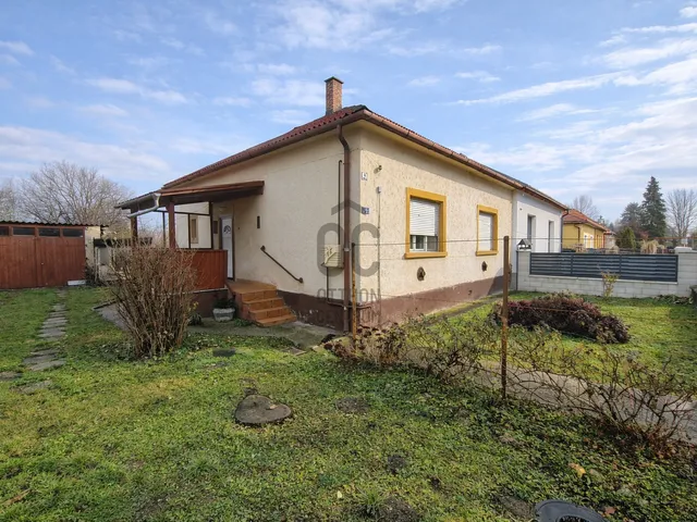 Eladó ház Tata, Tóváros 67 nm