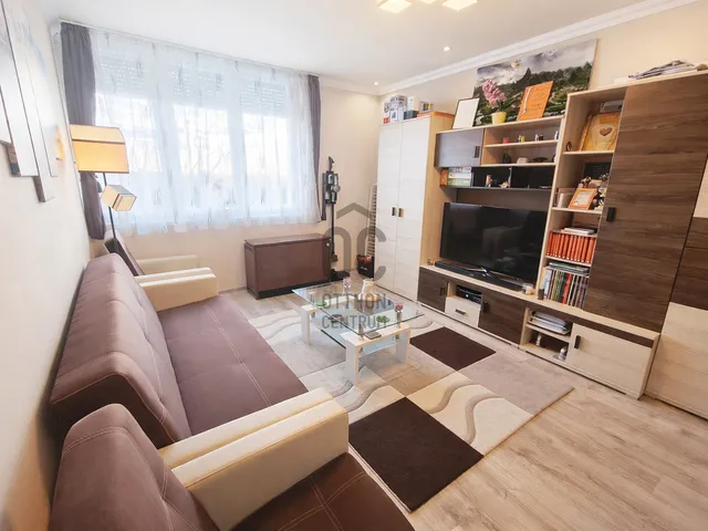 Eladó lakás Tata 49 nm