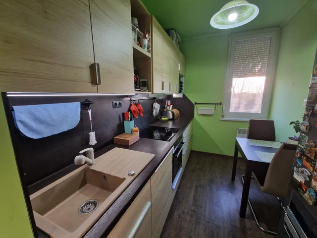 Eladó lakás Tata 49 nm