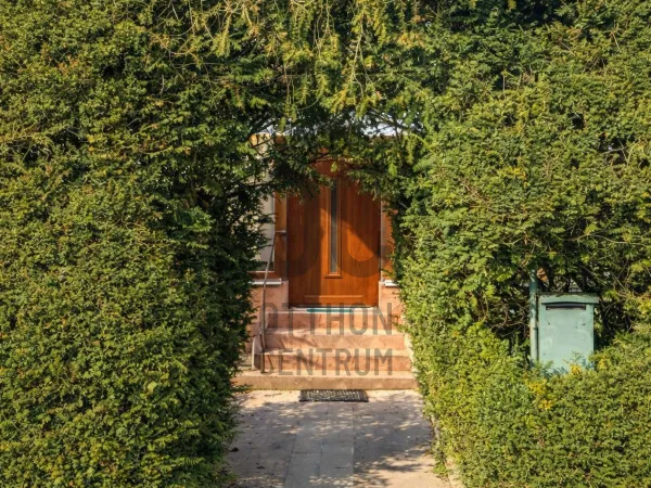 Eladó ház Komárom 61 nm