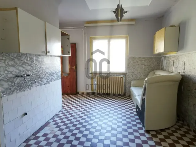 Eladó lakás Almásfüzitő 44 nm