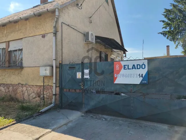Eladó ház Komárom, Szőny 74 nm