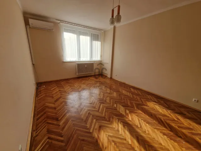 Kiadó lakás Tata 49 nm