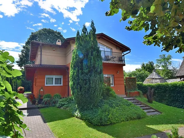 Eladó ház Siófok 200 nm