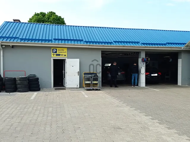 Eladó kereskedelmi és ipari ingatlan Ságvár 314 nm