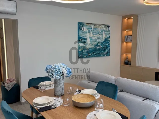 Eladó üdülő és hétvégi ház Siófok, Ezüstpart 77 nm