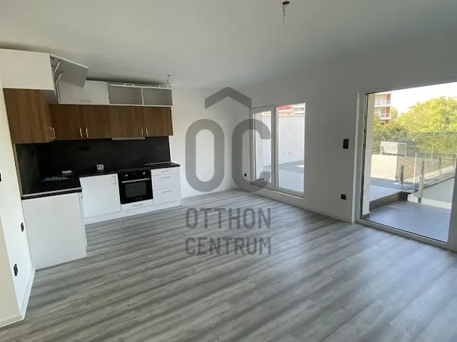 Eladó lakás Siófok, Aranypart 55 nm