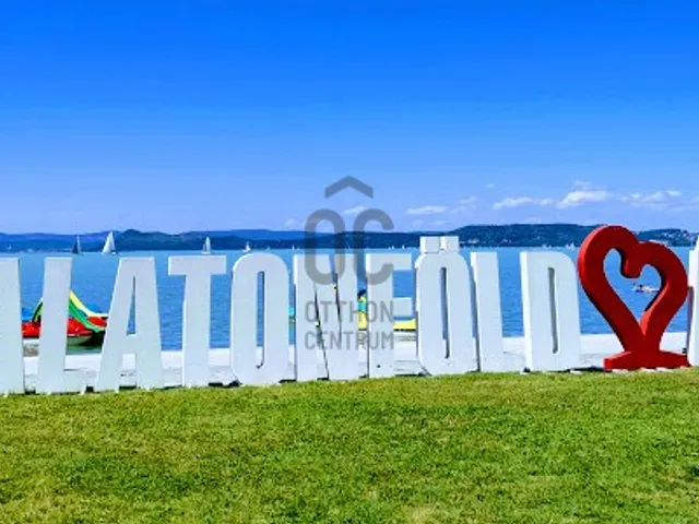 Eladó lakás Balatonföldvár