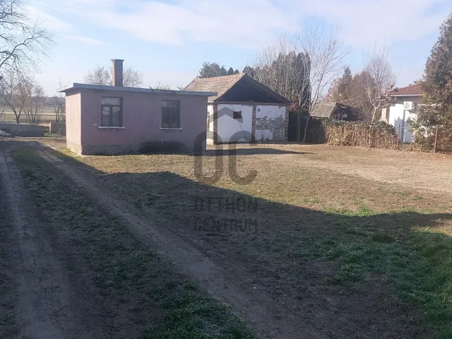 Eladó telek Balatonszabadi 955 nm