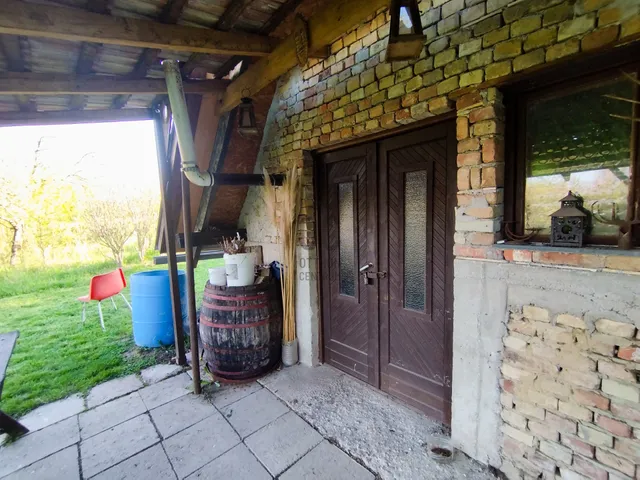 Eladó telek Ádánd 1673 nm