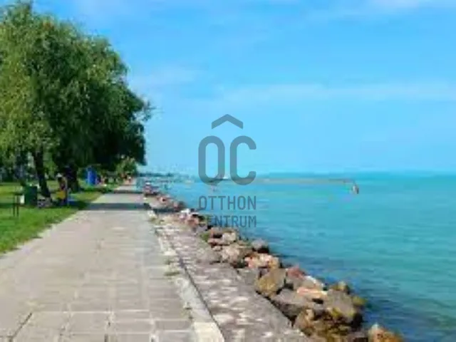 Eladó lakás Siófok, Ezüstpart 54 nm