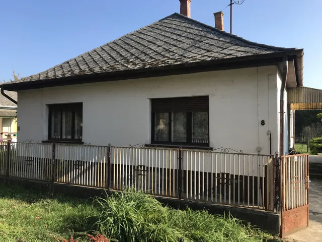 Eladó ház Ságvár 100 nm