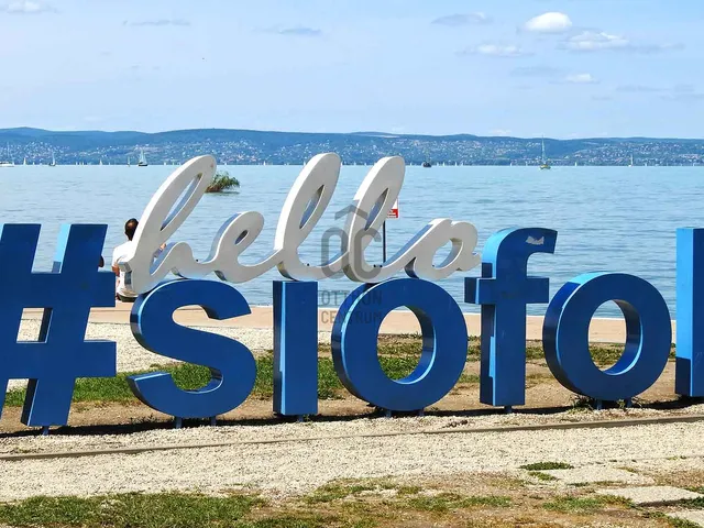 Eladó lakás Siófok, Ezüstpart 52 nm