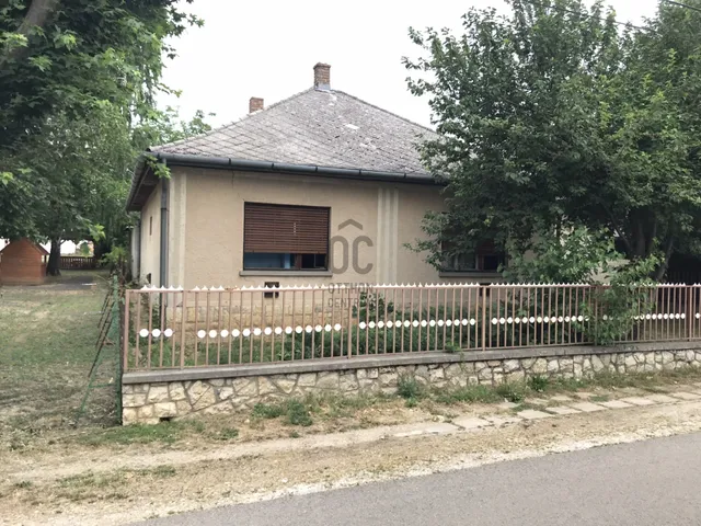 Eladó ház Balatonszárszó 85 nm
