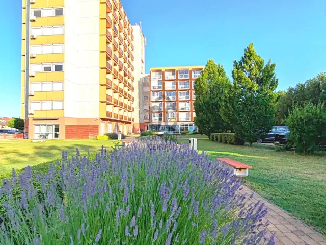 Eladó üdülő és hétvégi ház Siófok, Aranypart 33 nm