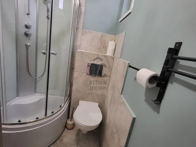 Eladó lakás Siófok, Ezüstpart 86 nm