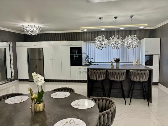 Eladó ház Enying, Balatonbozsok 136 nm