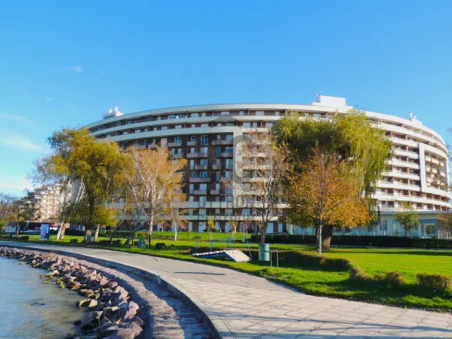 Eladó lakás Siófok, Aranypart 45 nm