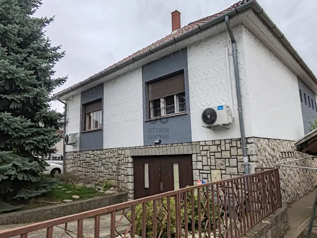 Eladó ház Balatonszabadi 146 nm