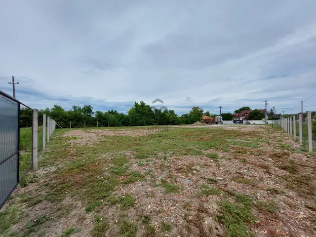 Eladó telek Lepsény 1400 nm