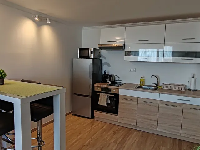 Eladó üdülő és hétvégi ház Siófok, Ezüstpart 42 nm