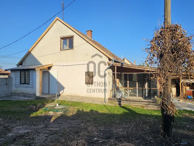 Eladó ház Enying, Balatonbozsok 120 nm