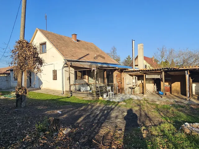 Eladó ház Enying, Balatonbozsok 120 nm