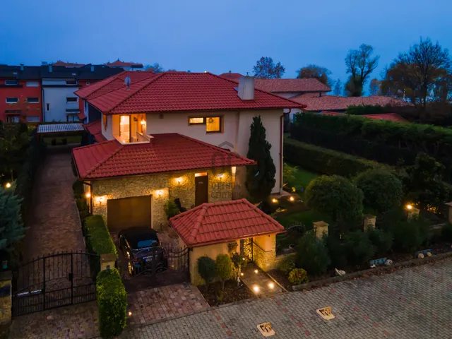 Eladó ház Siófok, Aranypart 174 nm