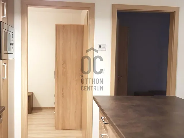 Eladó lakás Siófok, Aranypart 58 nm