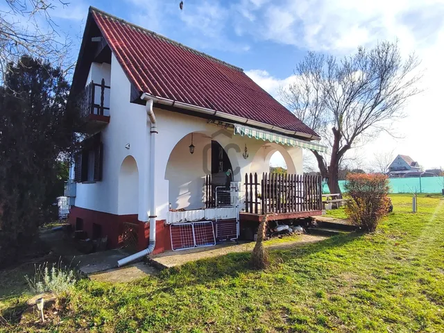 Eladó üdülő és hétvégi ház Siófok 45 nm