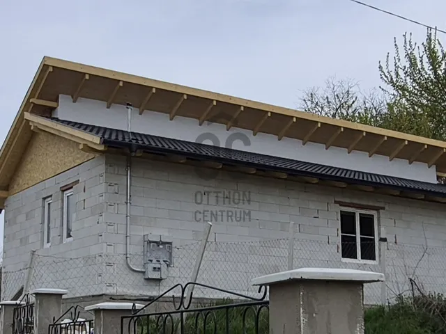 Eladó ház Enying, Balatonbozsok 67 nm