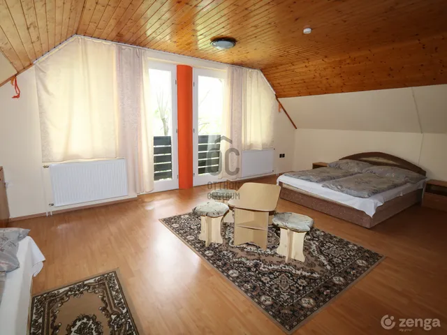 Eladó ház Siófok, Ezüstpart 243 nm