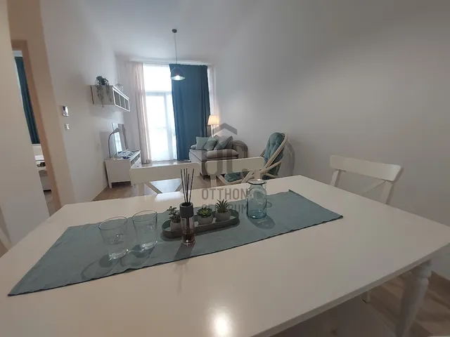 Eladó lakás Siófok, Ezüstpart 51 nm