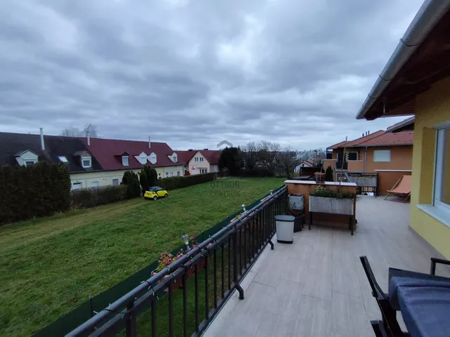 Eladó lakás Siófok, Fokihegy 74 nm