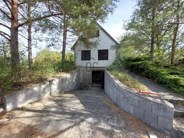 Eladó mezőgazdasági ingatlan Balatonfőkajár 2288 nm