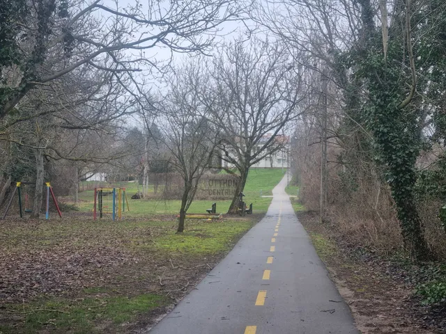 Eladó telek Balatonszárszó 6041 nm