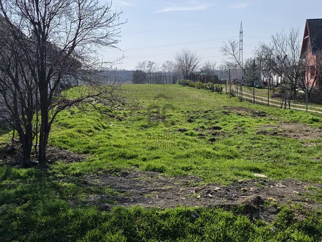 Eladó telek Balatonszabadi 2076 nm