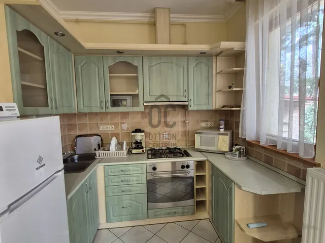 Eladó ház Siófok, Aranypart 195 nm