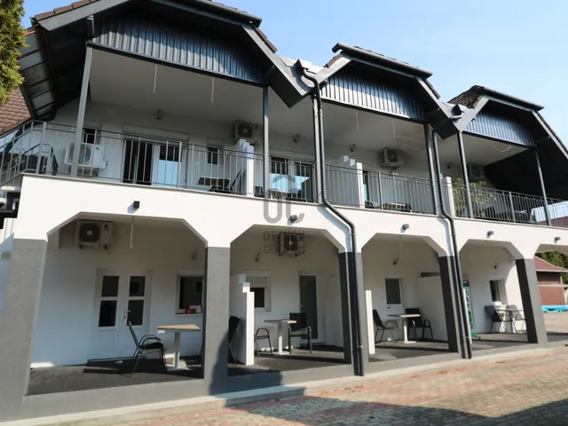 Eladó kereskedelmi és ipari ingatlan Siófok 395 nm