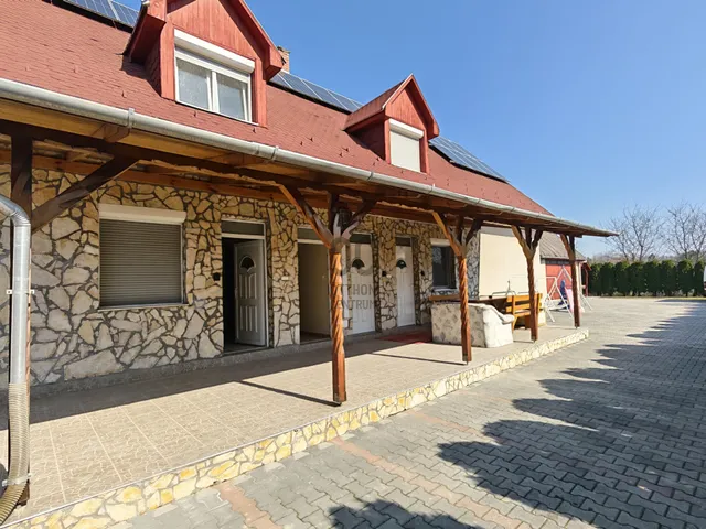 Eladó ház Siófok, Sóstó 326 nm