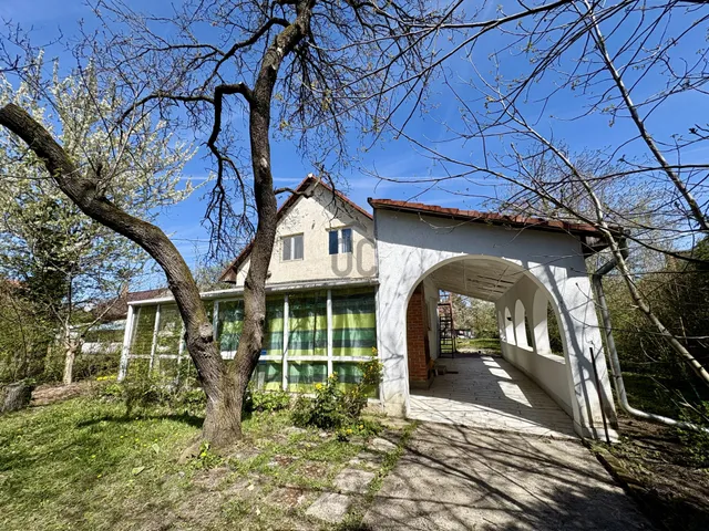 Eladó ház Balatonakarattya 87 nm