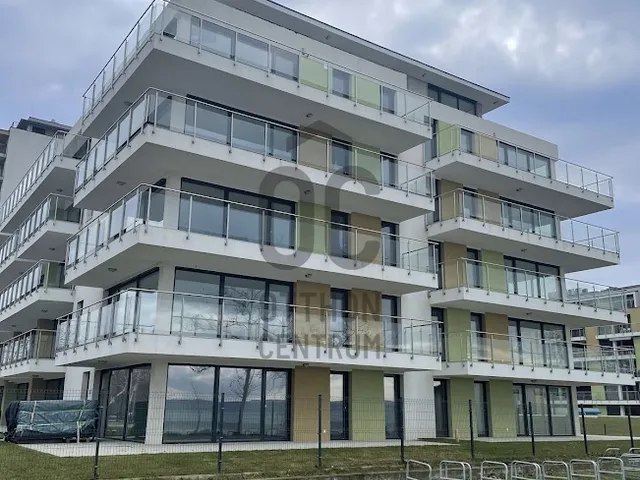 Eladó lakás Siófok, Ezüstpart 90 nm