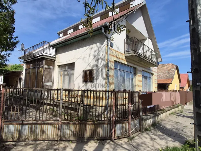 Eladó ház Siófok, Balatonkiliti 160 nm