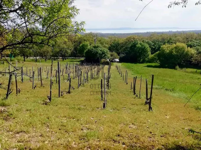 Eladó telek Balatonfüred 1301 nm