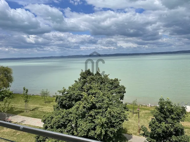 Eladó lakás Siófok, Ezüstpart 84 nm