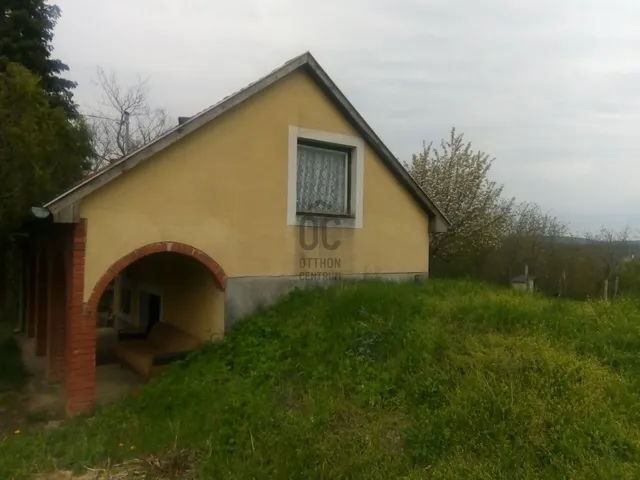 Eladó nyaraló Balatonendréd 42 nm