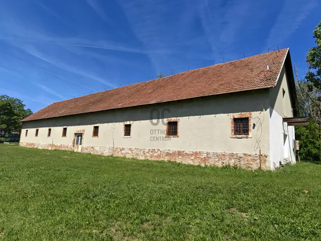 Eladó kereskedelmi és ipari ingatlan Ádánd 418 nm